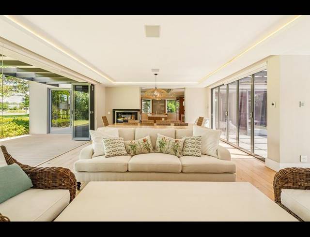 4 BEDROOM HOUSE FOR SALE IN PAARL GOLF CLUB